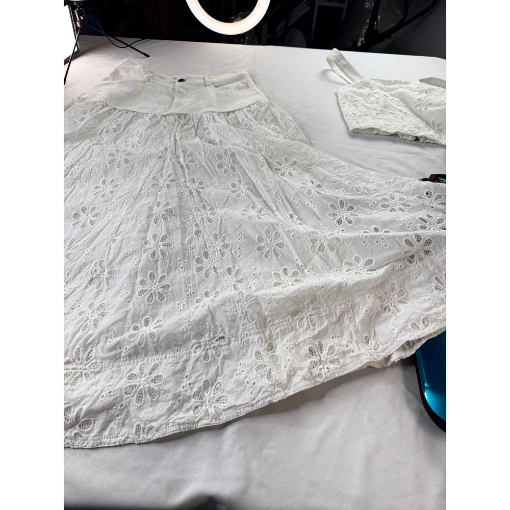 En Saison White Eyelet Two Piece Set Crop Top Maxi Skirt Cotton medium festival - Picture 16 of 16